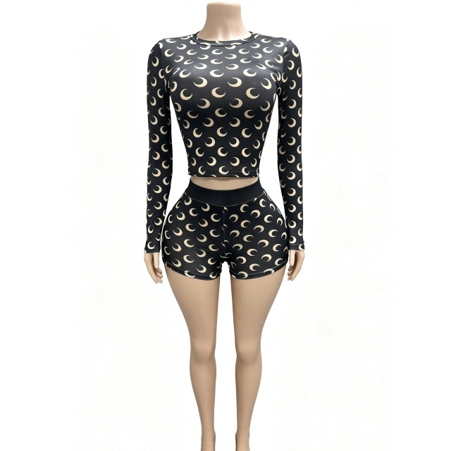 Moon Printed Long Sleeve Top Slim Fit Short Set