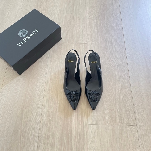 Fashion Logo High Heeled Sandals