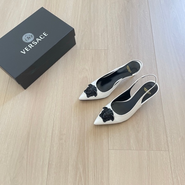 Fashion Logo High Heeled Sandals