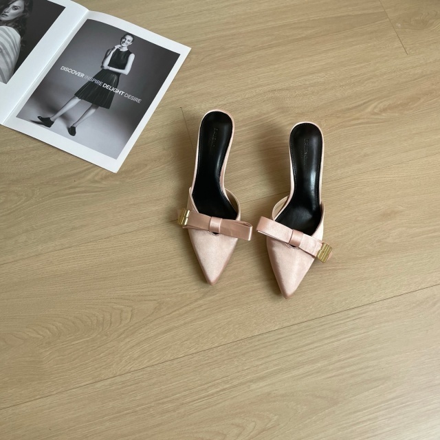 Fashion Pointed Toe Satin High Heeled Sandals