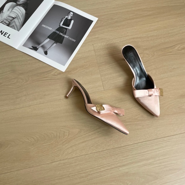 Fashion Pointed Toe Satin High Heeled Sandals