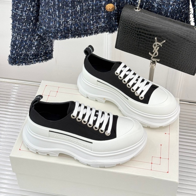 Classic Casual Unisex Thick-soled Sneakers