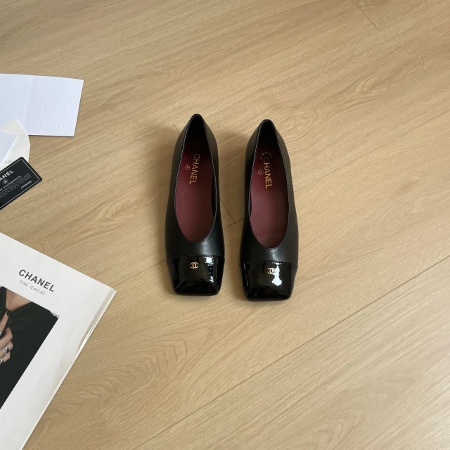 Women Square Toe Chunky Shoes
