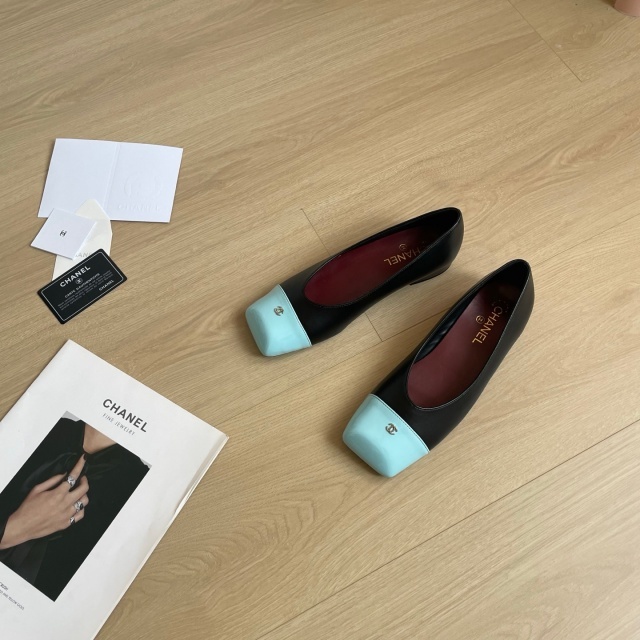 Women Square Toe Chunky Shoes