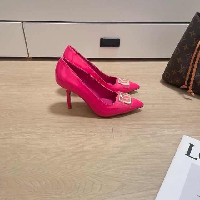 Metal Logo Pointed Toe Sexy High Heels