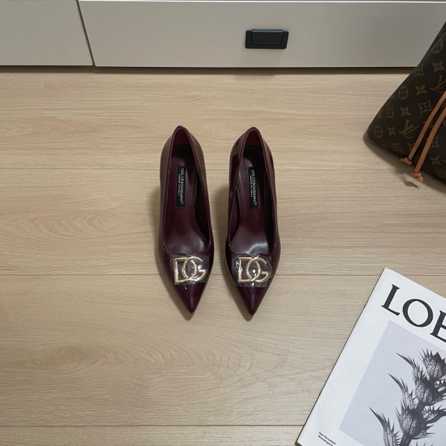Metal Logo Pointed Toe Sexy High Heels