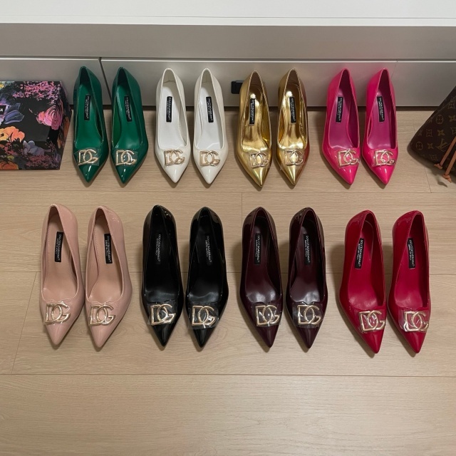 Metal Logo Pointed Toe Sexy High Heels