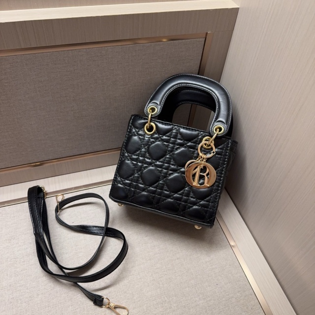 Fashion Leather Crossbody Handbags