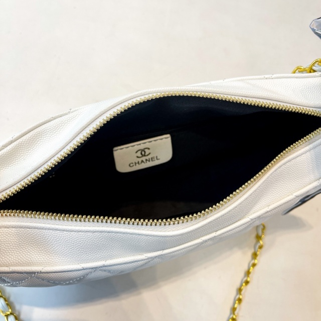 Leather Chained Crossbody Handbags
