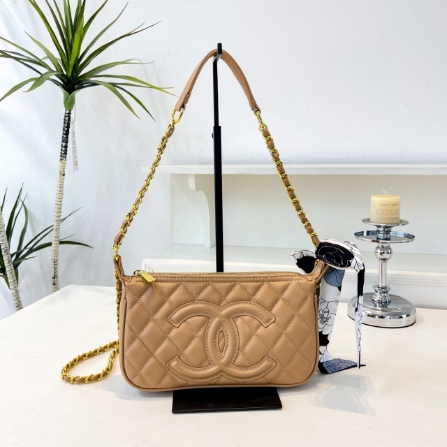 Leather Chained Fashion Messenger Bags