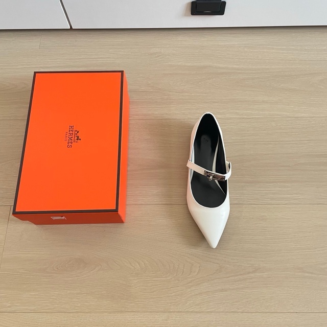Leather Fashion Pointed Toe Women Pumps Shoes