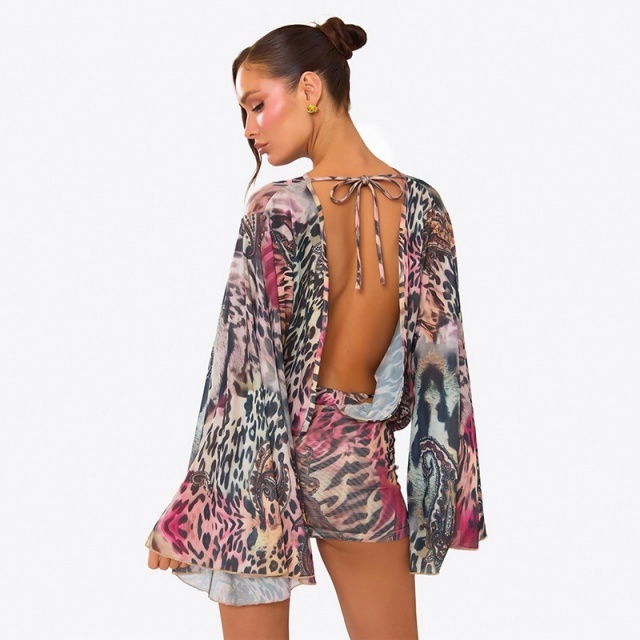 Leopard Printed Flare Sleeve Backless Bodycon Dress
