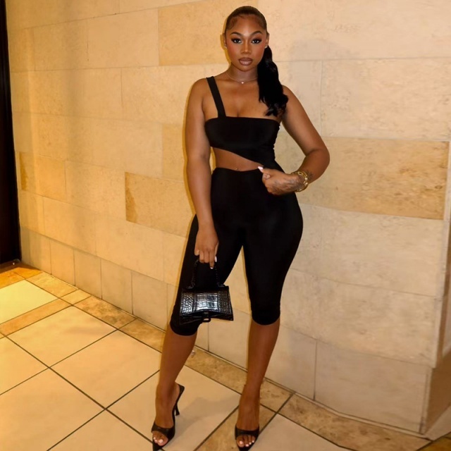 Single Shoulder Cut-out Fitted Romper