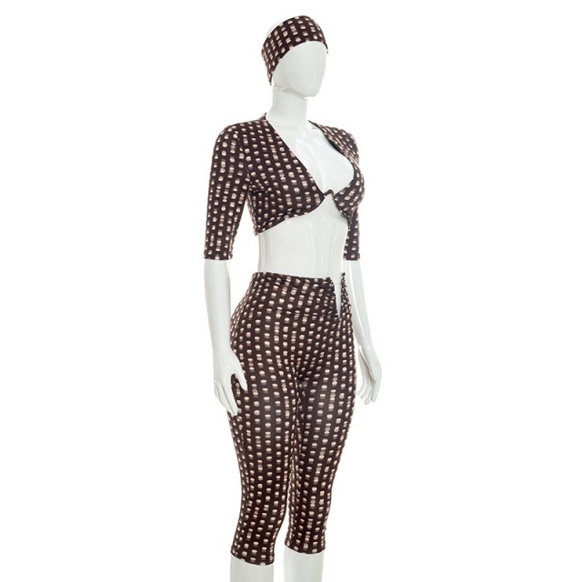 Dots Printed Cropped Top Fitted Midi Pant Set