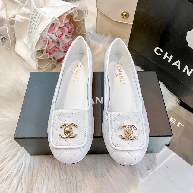Metal Logo Office Lady Pumps Shoes