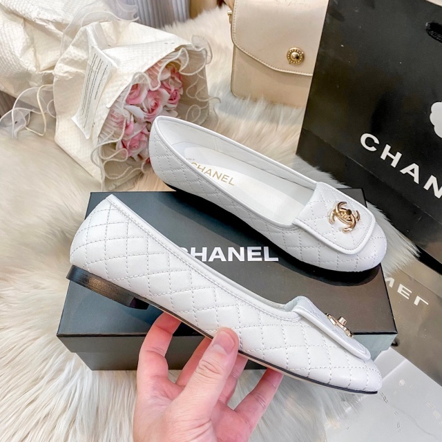 Metal Logo Office Lady Pumps Shoes