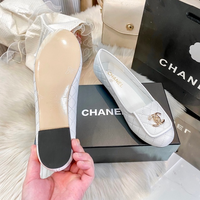 Metal Logo Office Lady Pumps Shoes