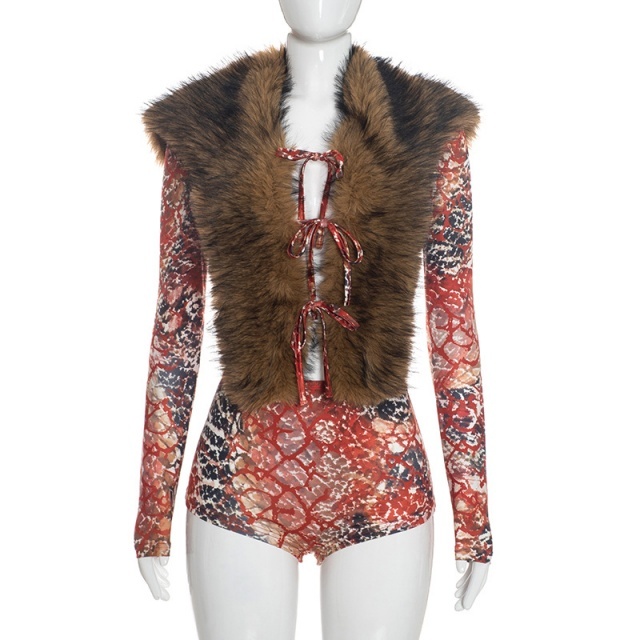 Fur-trimmed Collar Tied-up Top Tight Shorts Set