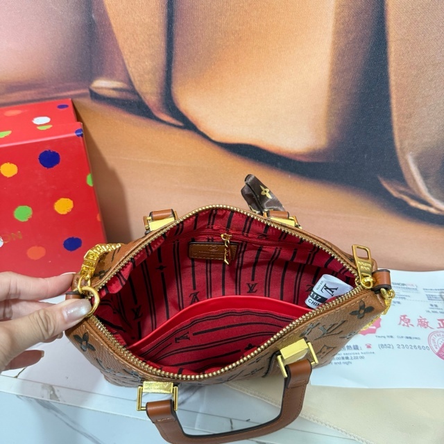Fashion Leather Crossbody Handbags