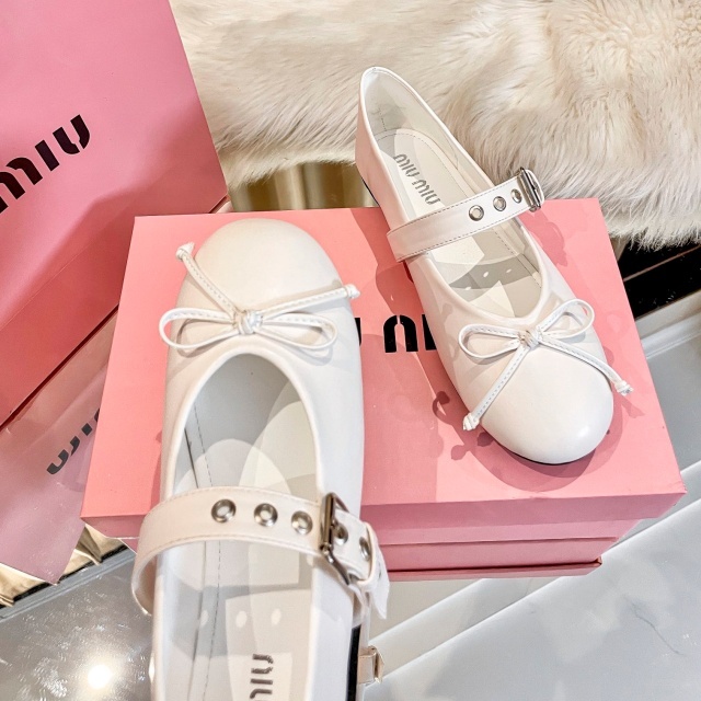 Leather Adjustable Pumps Shoes