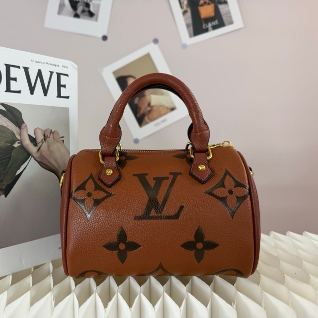 Leather Women Crossbody Handbags