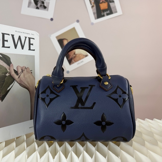 Leather Women Crossbody Handbags