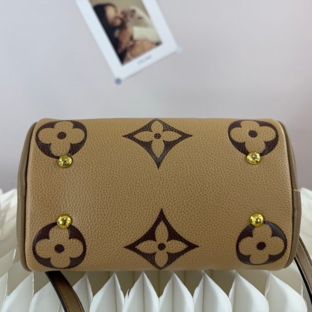 Leather Women Crossbody Handbags