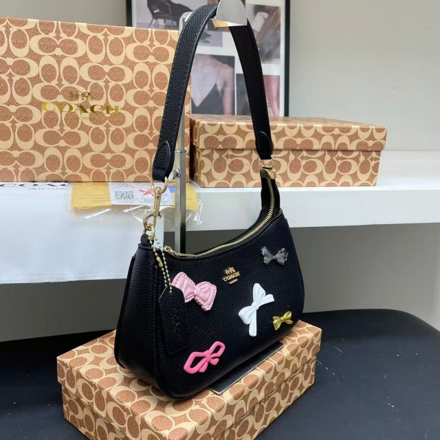 Women Leather Fashion Crossbody Handbags