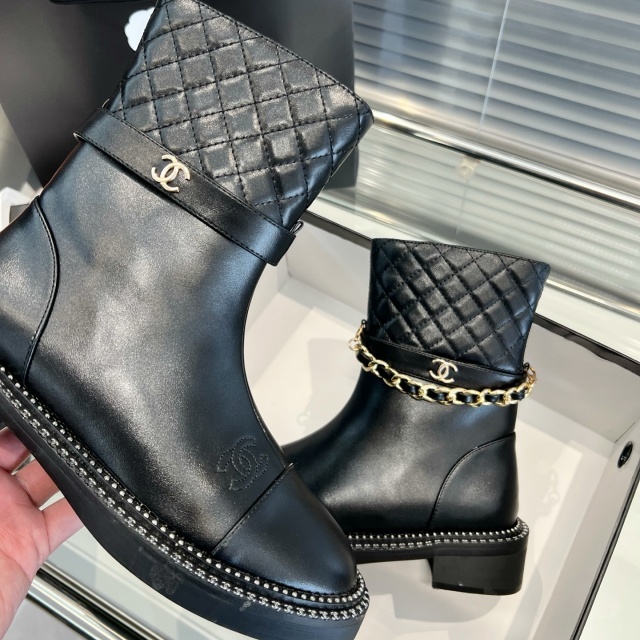 Chain Detail Leather Ankle Boots