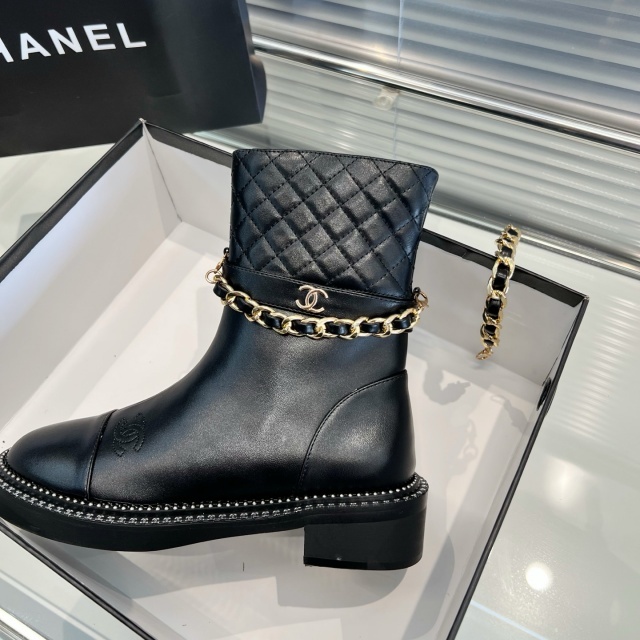 Chain Detail Leather Ankle Boots