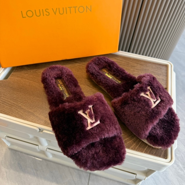 Winter Fashion Women Furry Slides