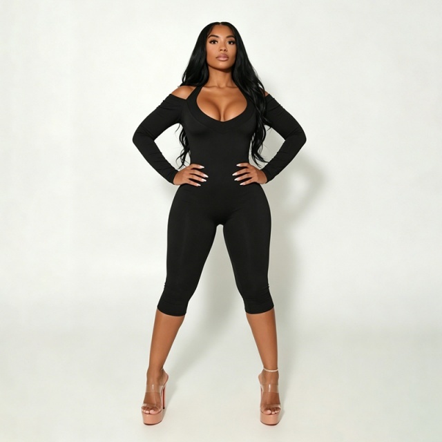 Halter Neck Backless Slim Cropped Jumpsuit