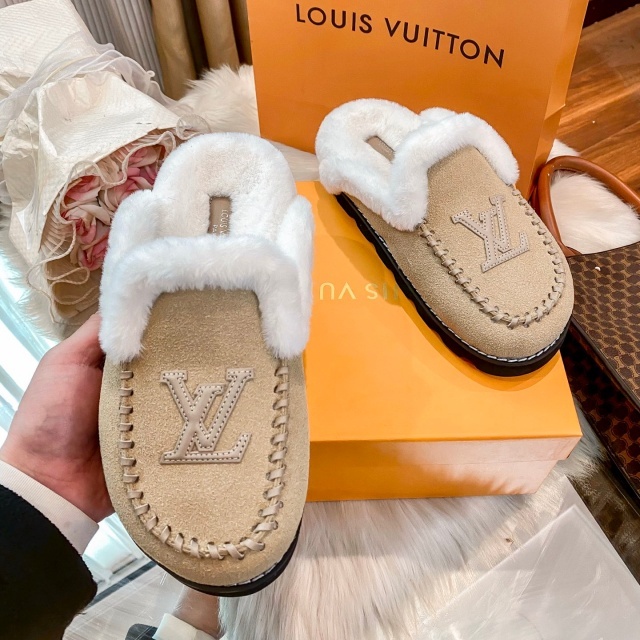 Winter Fashion Couple Furry Slippers