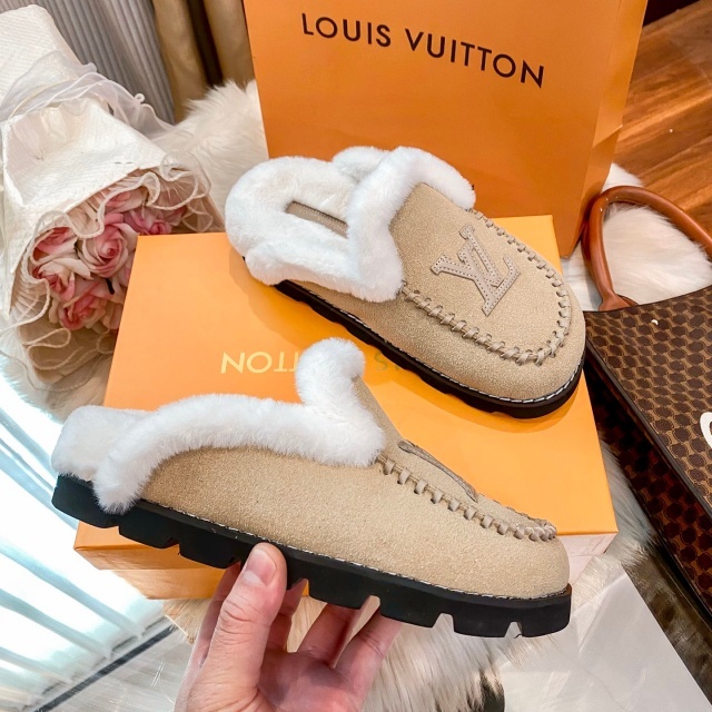 Winter Fashion Couple Furry Slippers