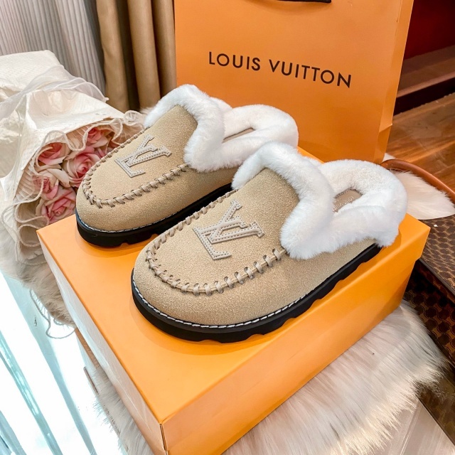 Winter Fashion Couple Furry Slippers