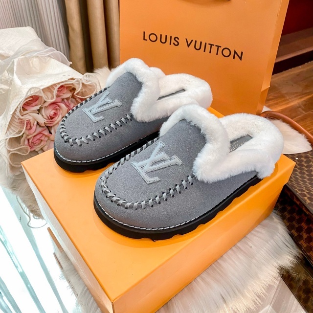 Winter Fashion Couple Furry Slippers