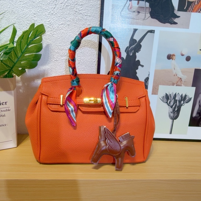 Fashion Leather Crossbody Handbags