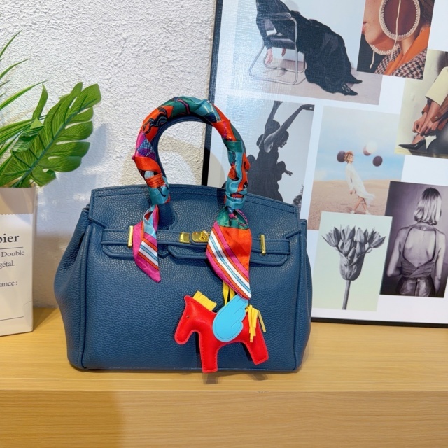 Fashion Leather Crossbody Handbags