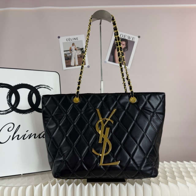Metal Logo Women Handbags