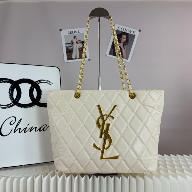 Metal Logo Women Handbags