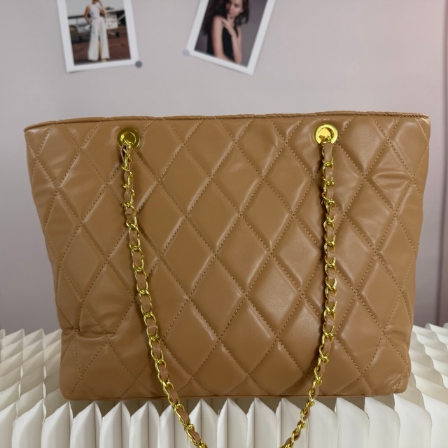 Metal Logo Women Handbags