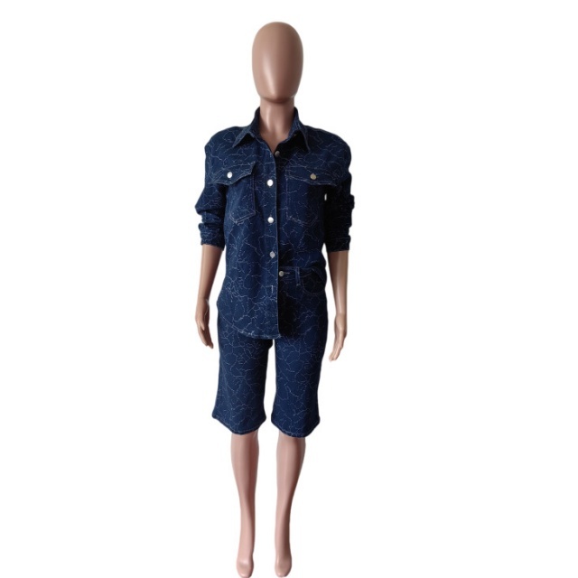 Printed Buttons Down Denim Knee Pant Set
