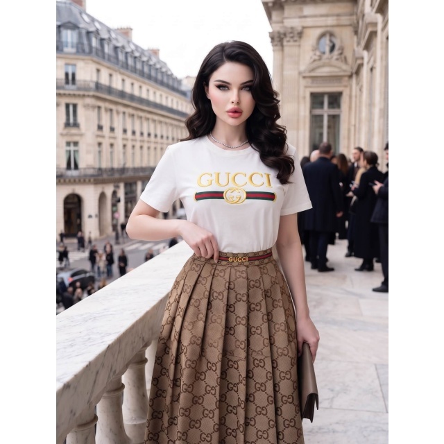 Fashion Embroidery Top High Waist Pleated Skirt Set