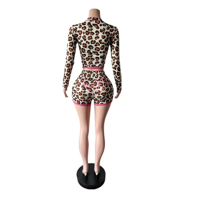 Leopard Printed Slim Fitted Lacy Short Set