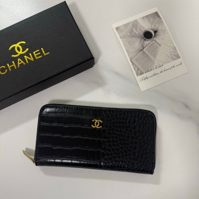 Fashion Snakeskin Leather Wallets