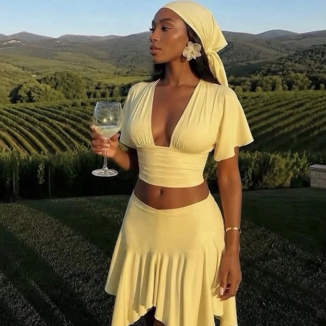 V Neck Short Sleeve Cropped Top Mini Skirt Set