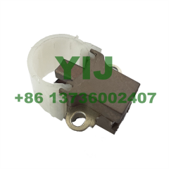 Carbon Brush Holder 39-8203 27370-75060 27370-0C020 For TOYOTA 5*7*15 YIJ Automotive Parts