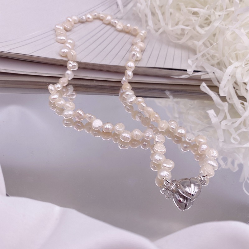 Shaped Freshwater Pearl Necklace Versatile Heart Magnet Buckle Design Clavicle Chain Accessories