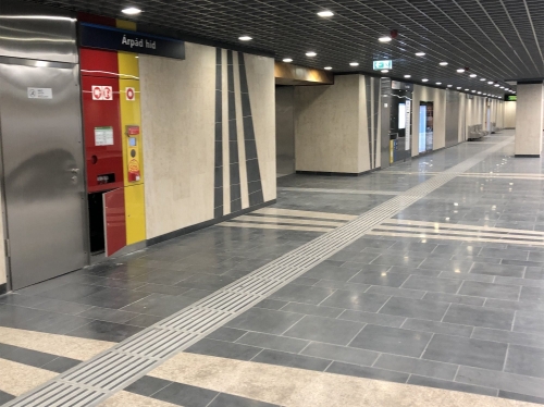 Station de métro hongroise