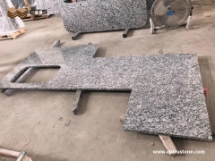 Spray White Granite Countertop